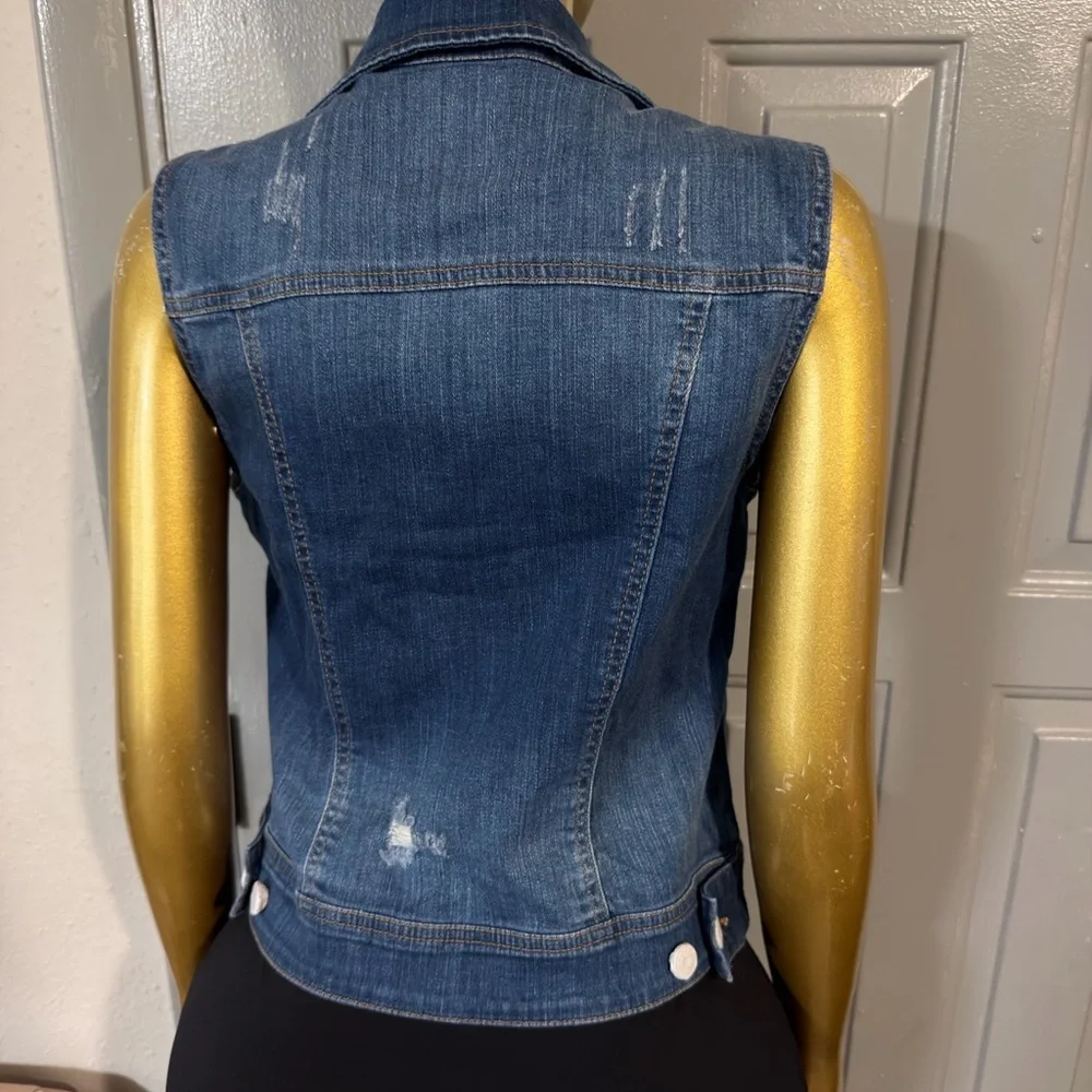 Women's Blue Denim Vest - Picture 3 of 7